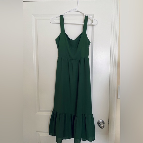 Reformation like midi dress - Picture 3 of 3